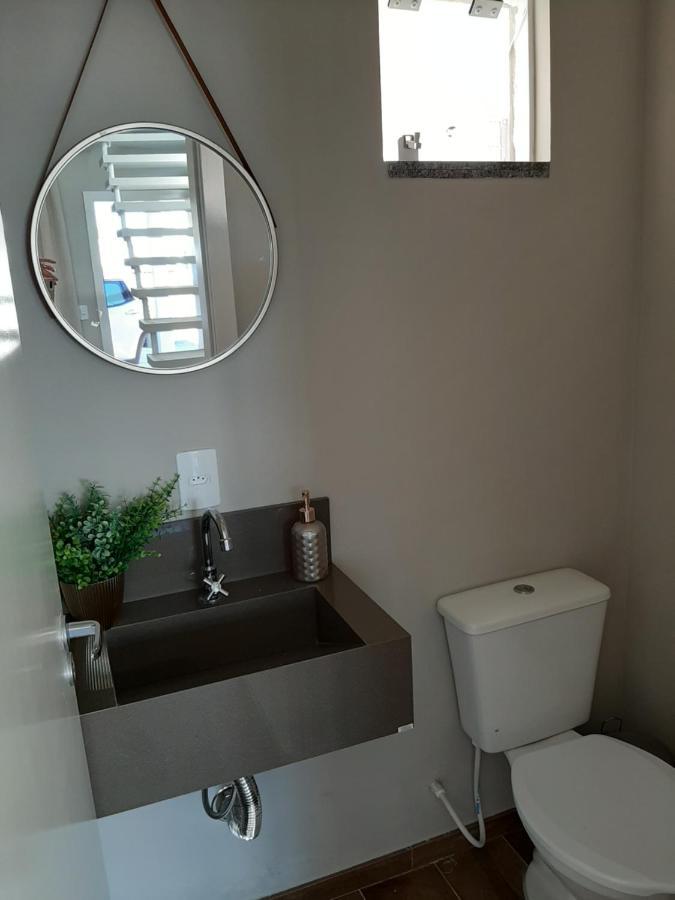 Excelente Sobrado Confortavel No Centro De Tijucas Proximo As Praias מראה חיצוני תמונה